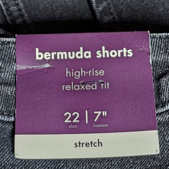 NWT AVA & VIV Solid All Black Bermuda Jean Denim Shorts Womens Plus Size 22 - Picture 6 of 8